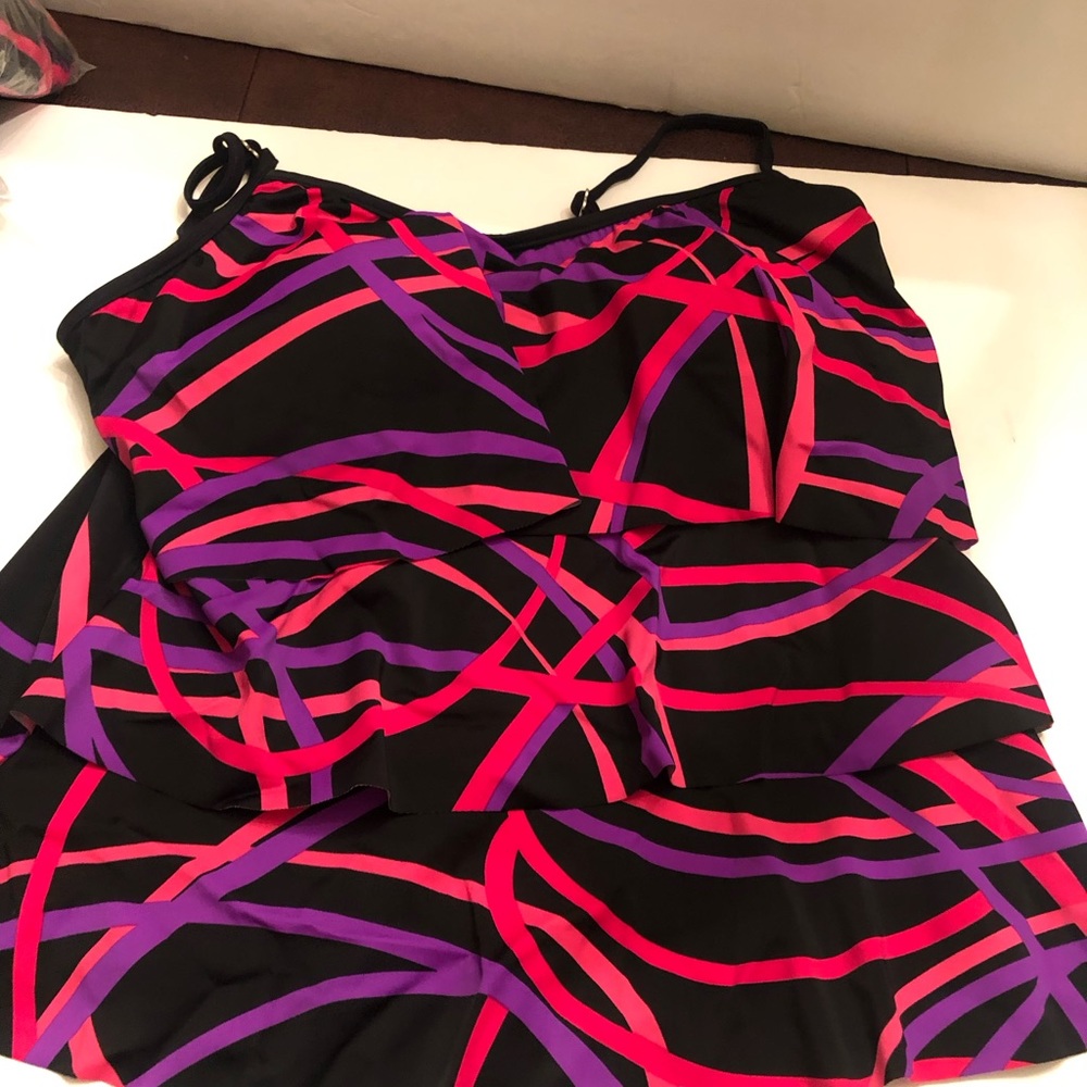 Caribbean Joe swim top Size 14 - Brand new in bag with tags -